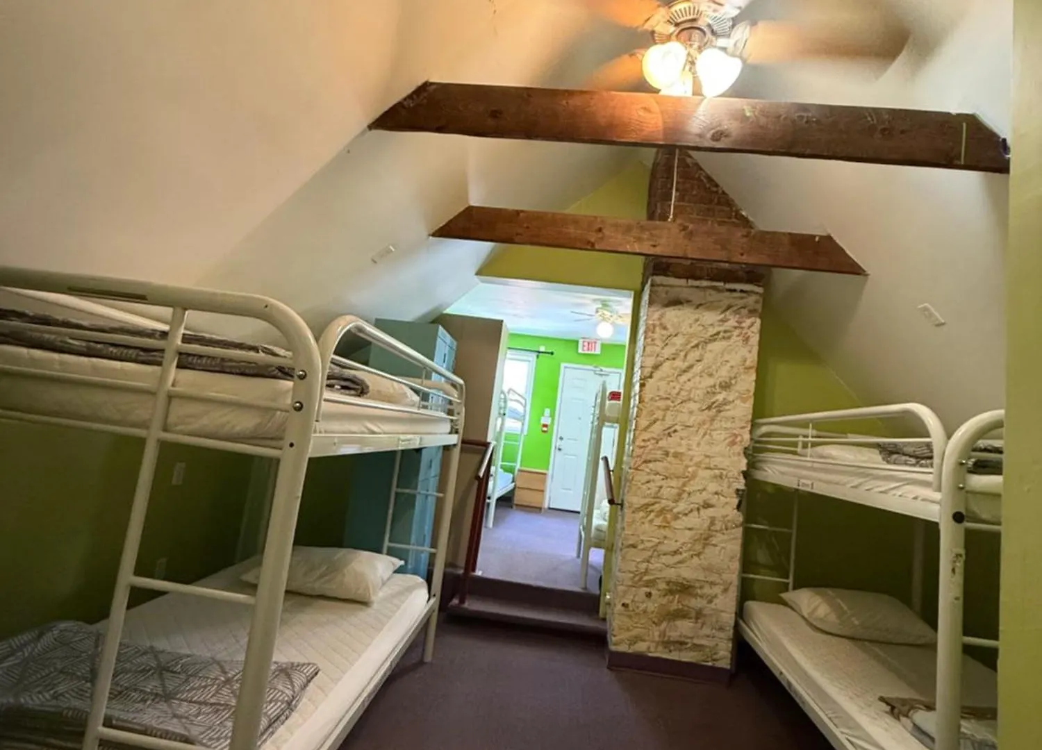 Ottawa Backpackers Inn 0*,