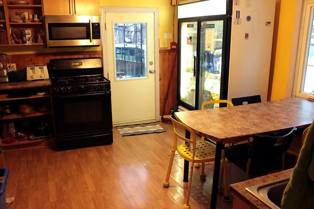 Hostel Ottawa Backpackers Inn