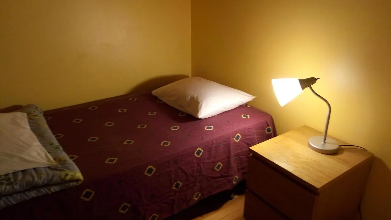 Ottawa Backpackers Inn Hostel