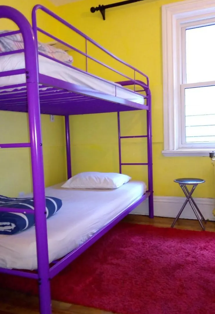 Ottawa Backpackers Inn 0*,